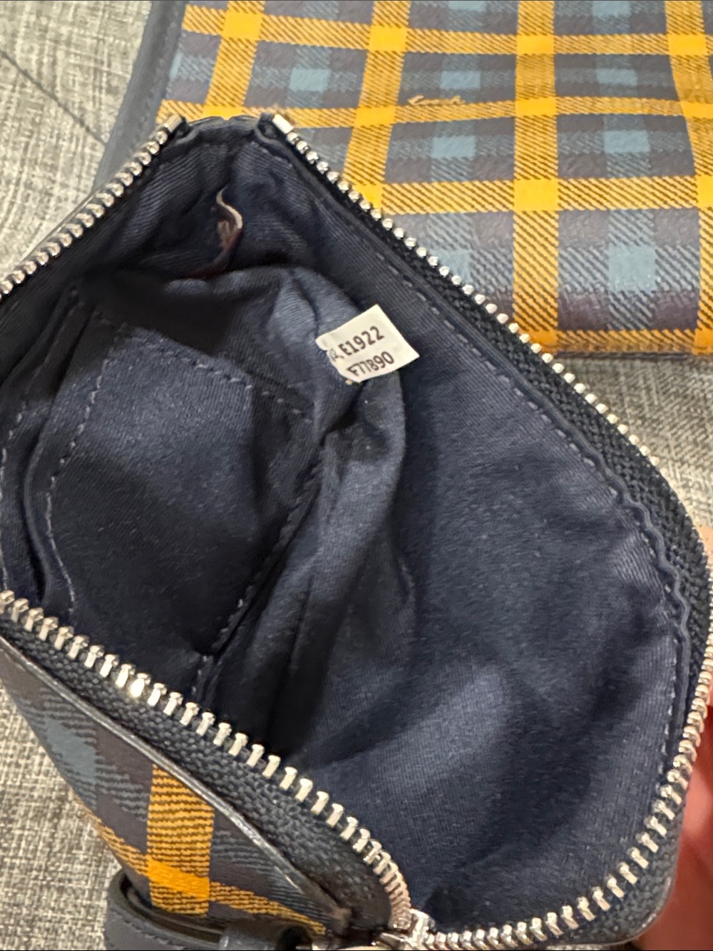Coach Bag Reversible Plaid Checkered Yellow Blue City Tote with Removable Pouch - Picture 15 of 17